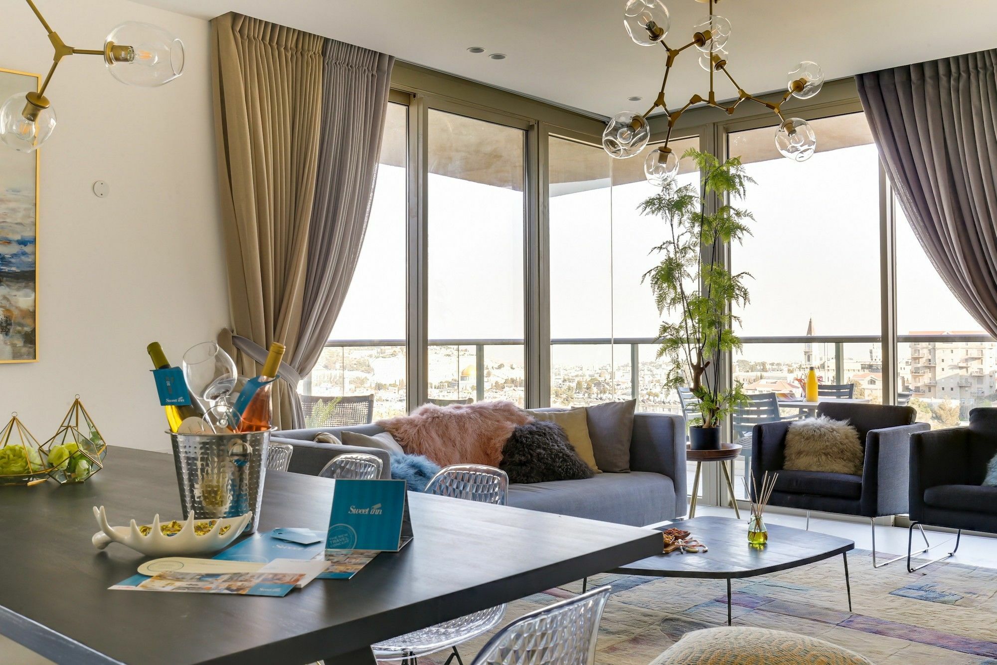 Sweet Inn- Haneviim Court Yerusalem Bagian luar foto