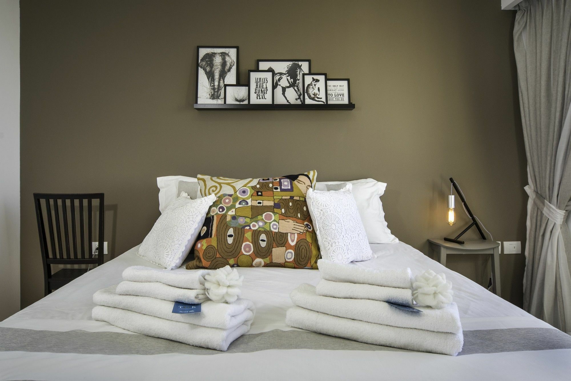 Sweet Inn- Haneviim Court Yerusalem Bagian luar foto